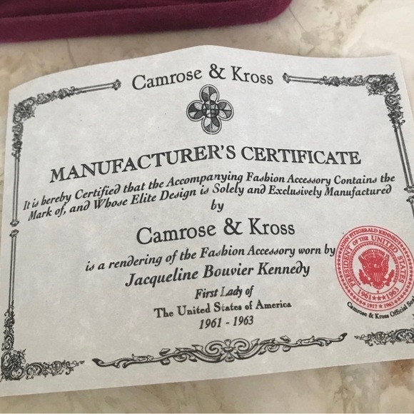 BNWT Camrose & Kross Jacquie Kennedy Cuff Bangle - Picture 6 of 7